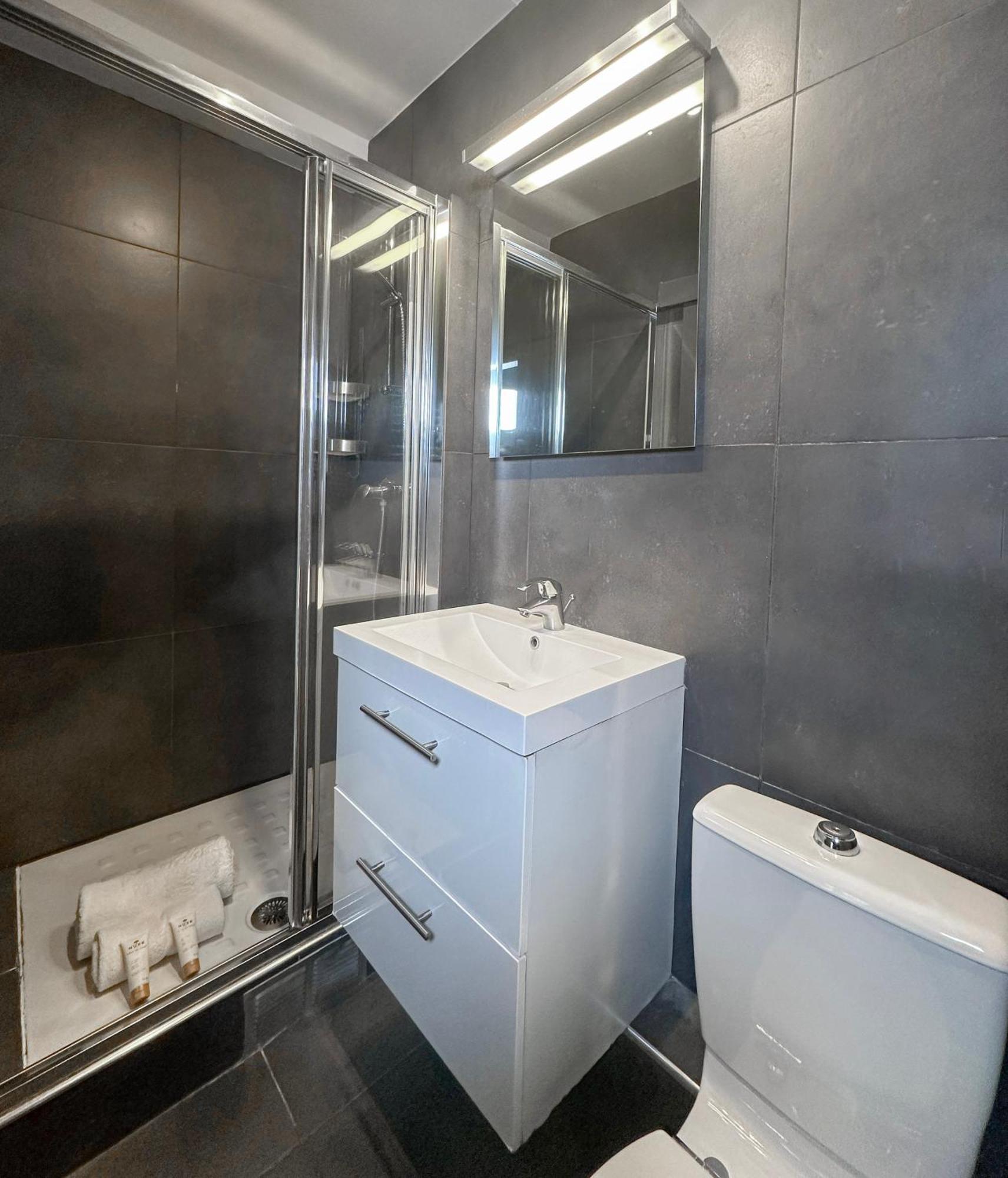 Stunning Apartment Near Eiffel Tower Paris Luaran gambar