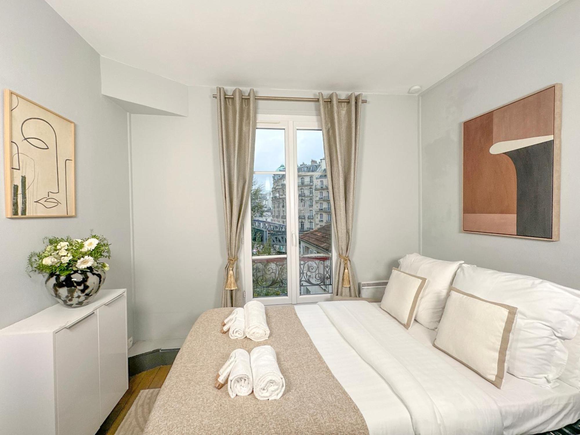 Stunning Apartment Near Eiffel Tower Paris Luaran gambar